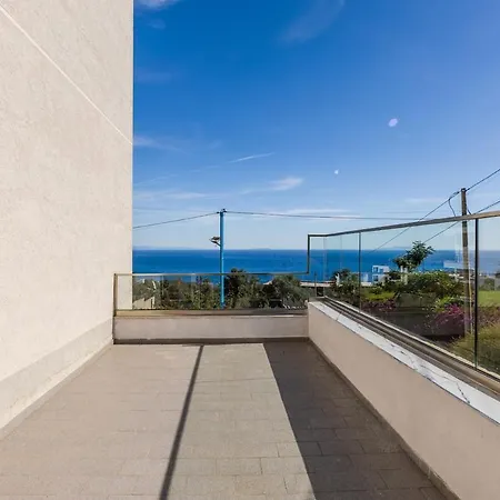 Blue Bay Sea View With Free Parking By Pikhost Apartmán Dhërmi
